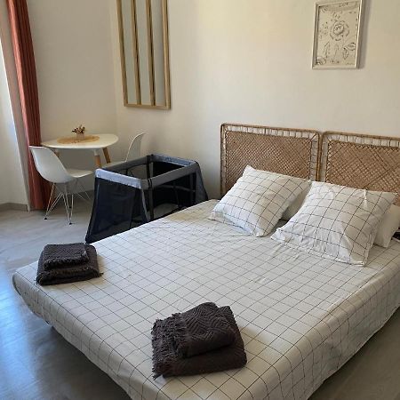 Le Studio En Provence Saint Didier  Ngoại thất bức ảnh